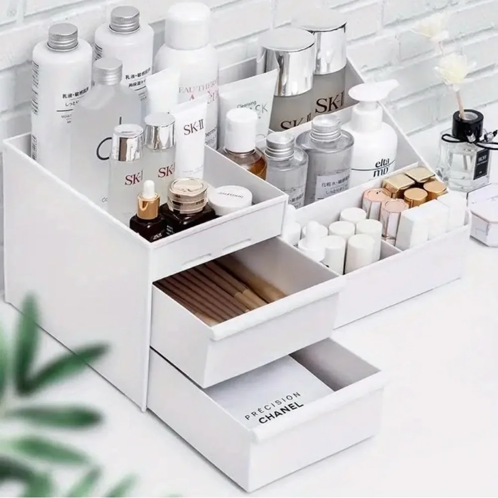 White Cosmetic Organizer